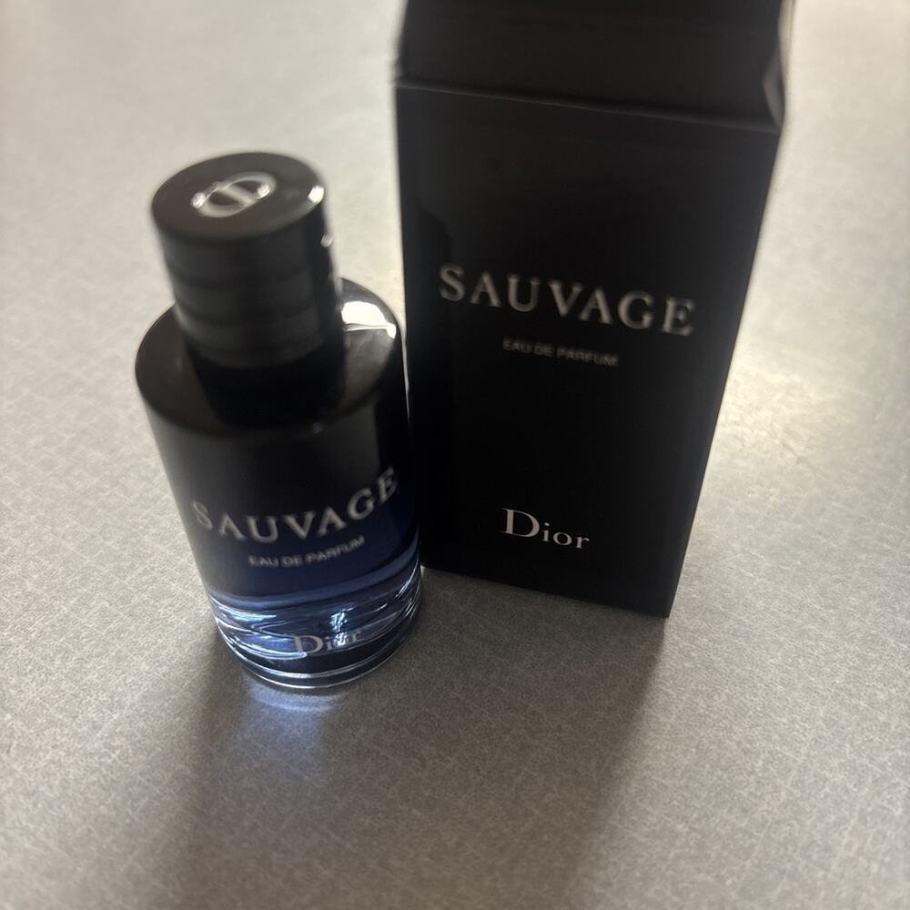Dior Sauvage Eau de Parfum 10ml Travel Size Earthy & Woody - Fragrance For Men - Picture 3 of 3